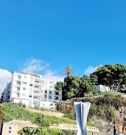 Ocean Pearl V * Funchal